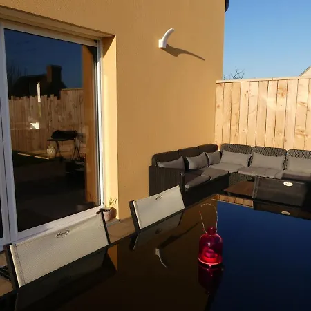 Le 25 A 펜션 Quettehou