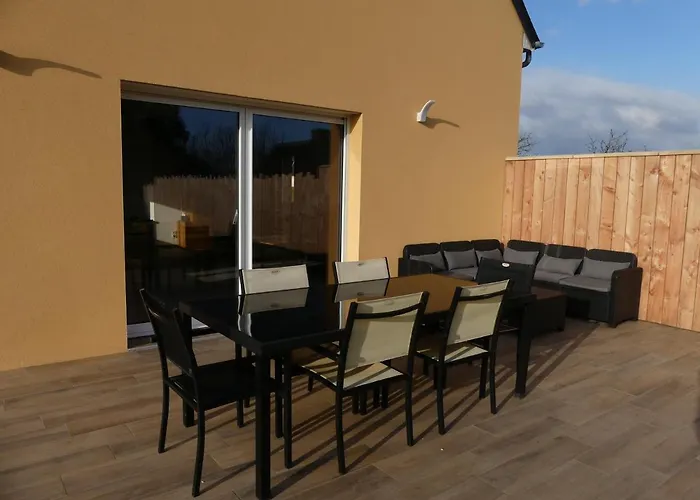 Holiday home Le 25 A Quettehou